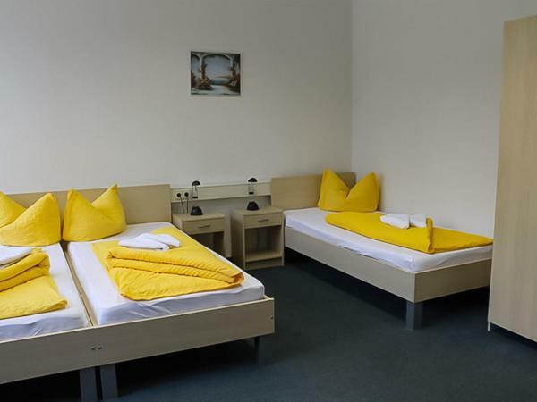 Hotelpension Savo Chemnitz Exteriör bild